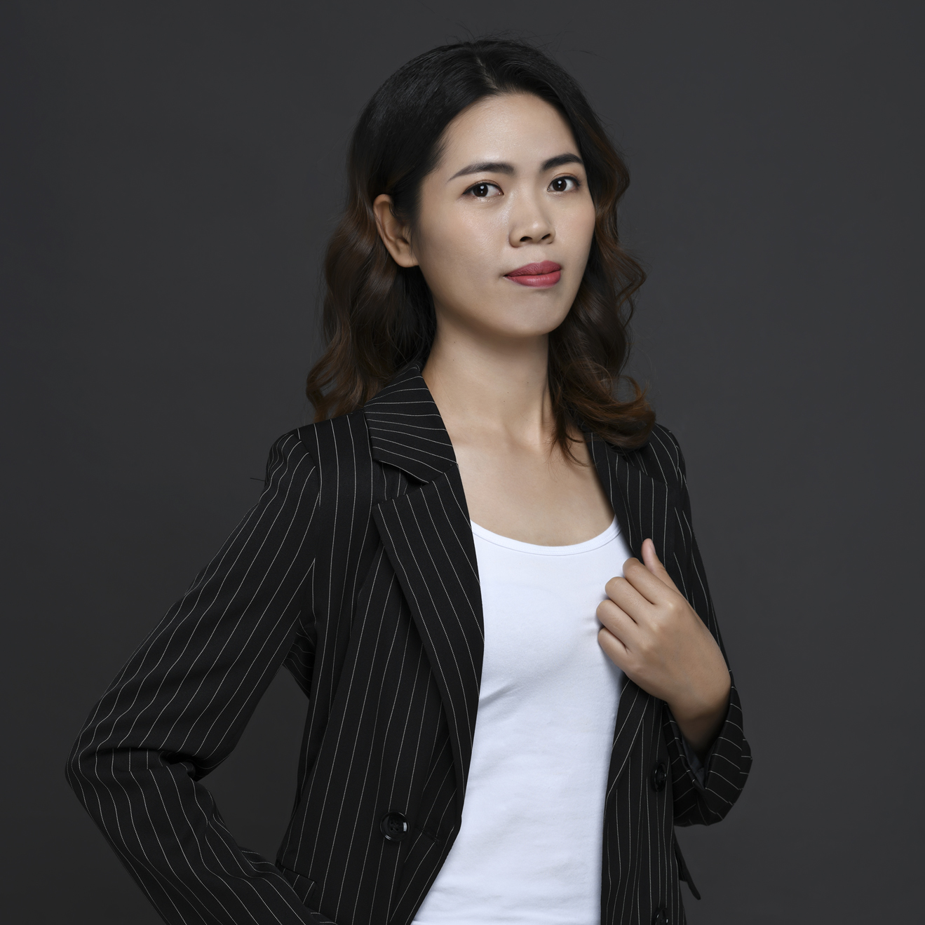 李金玲